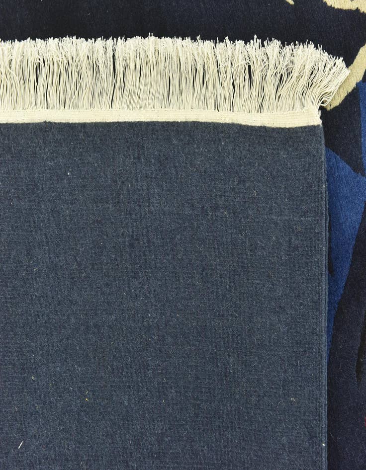 Detail image of 5' 7 x 7' 10  Hand Knotted Nepal Wool Rug