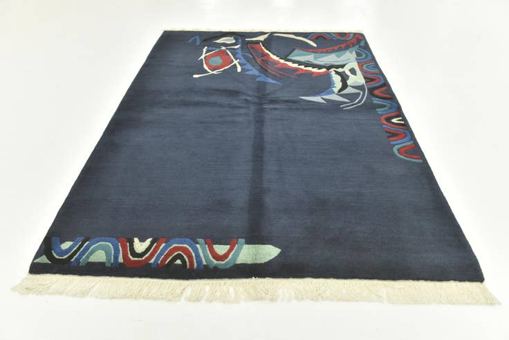 Detail image of 5' 7 x 7' 10 Hand Knotted Nepal Wool Rug