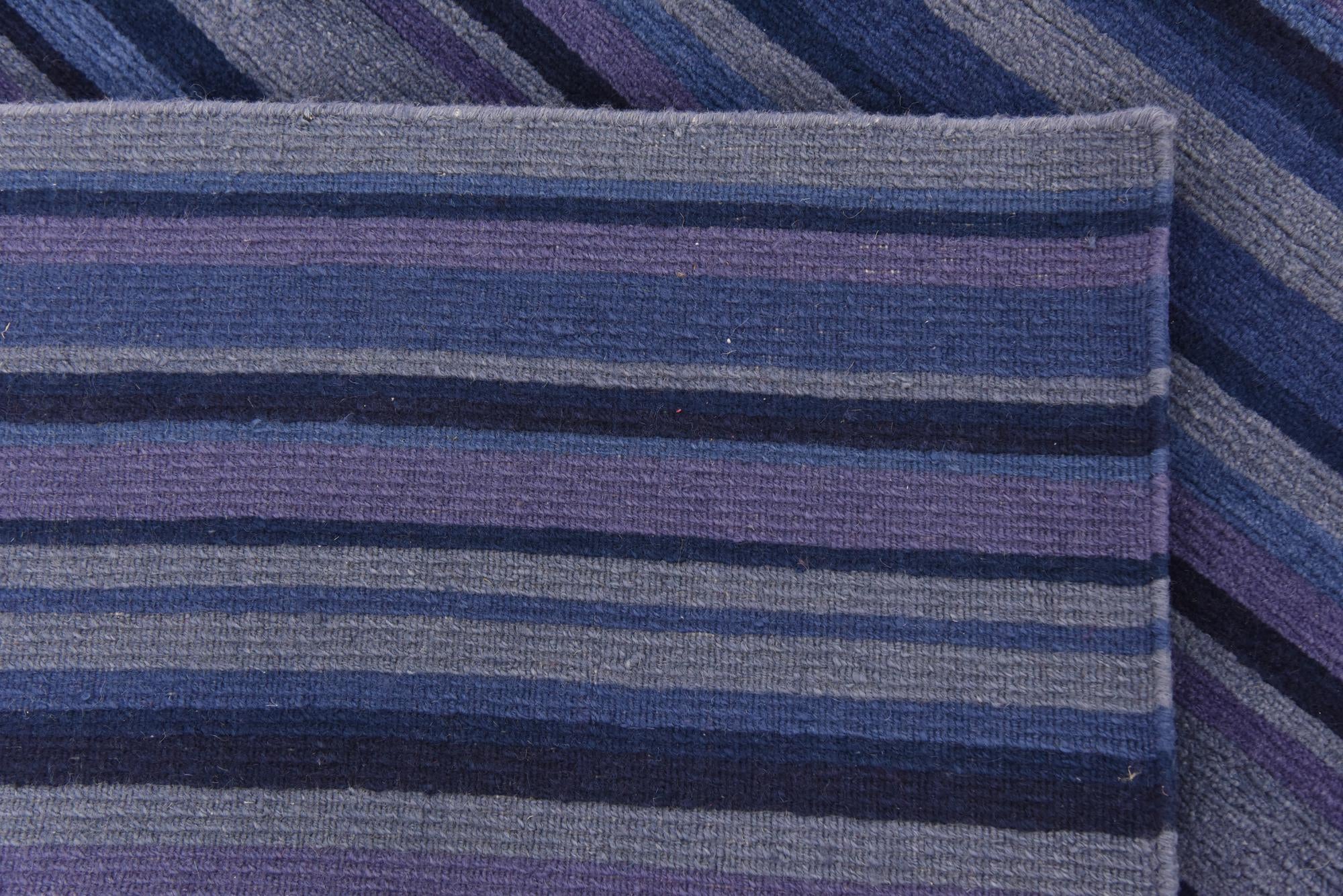 4' 9 x 6' 7 Hand Knotted Nepal Wool Rug