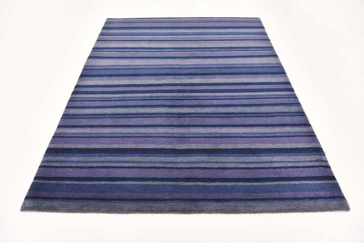 4' 9 x 6' 7 Hand Knotted Nepal Wool Rug