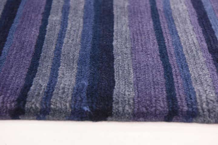 4' 9 x 6' 7 Hand Knotted Nepal Wool Rug