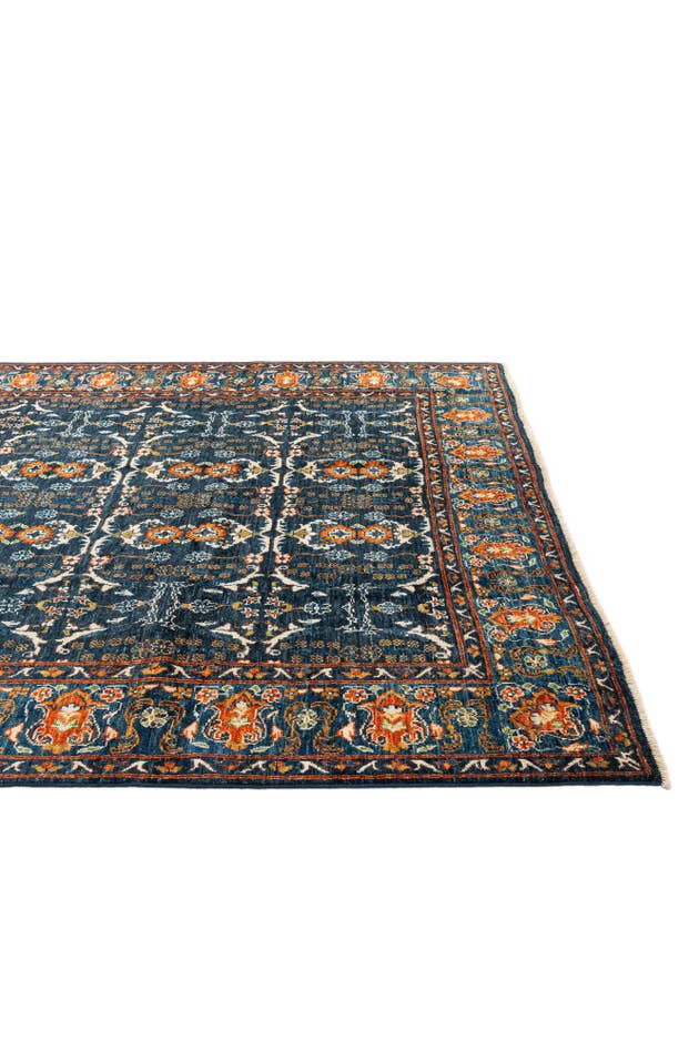Detail image of 8' 9 x 9' 9 Hand Knotted Oushak Wool Rug