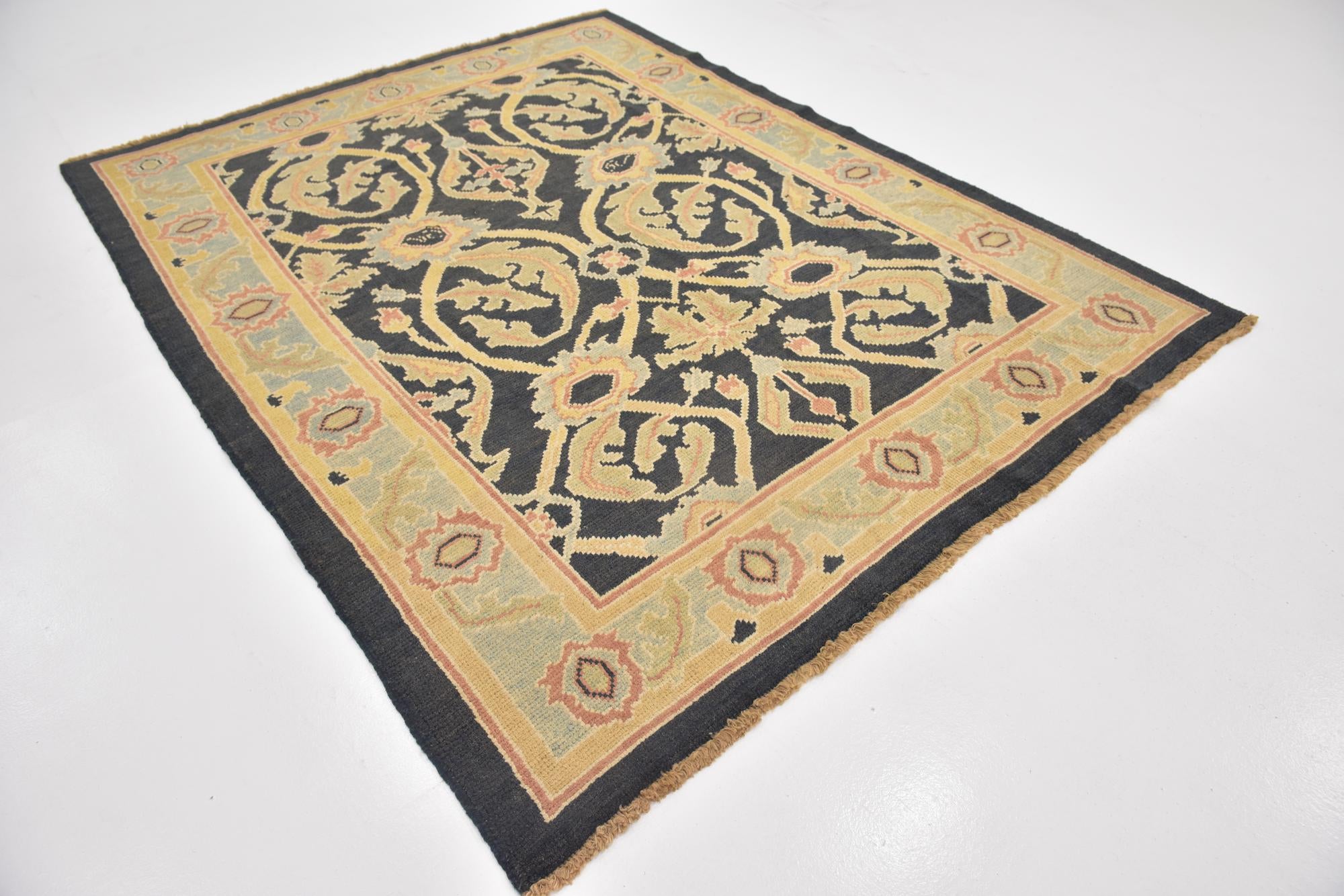 6' 9 x 8' 10 Hand Knotted Oushak Wool Rug