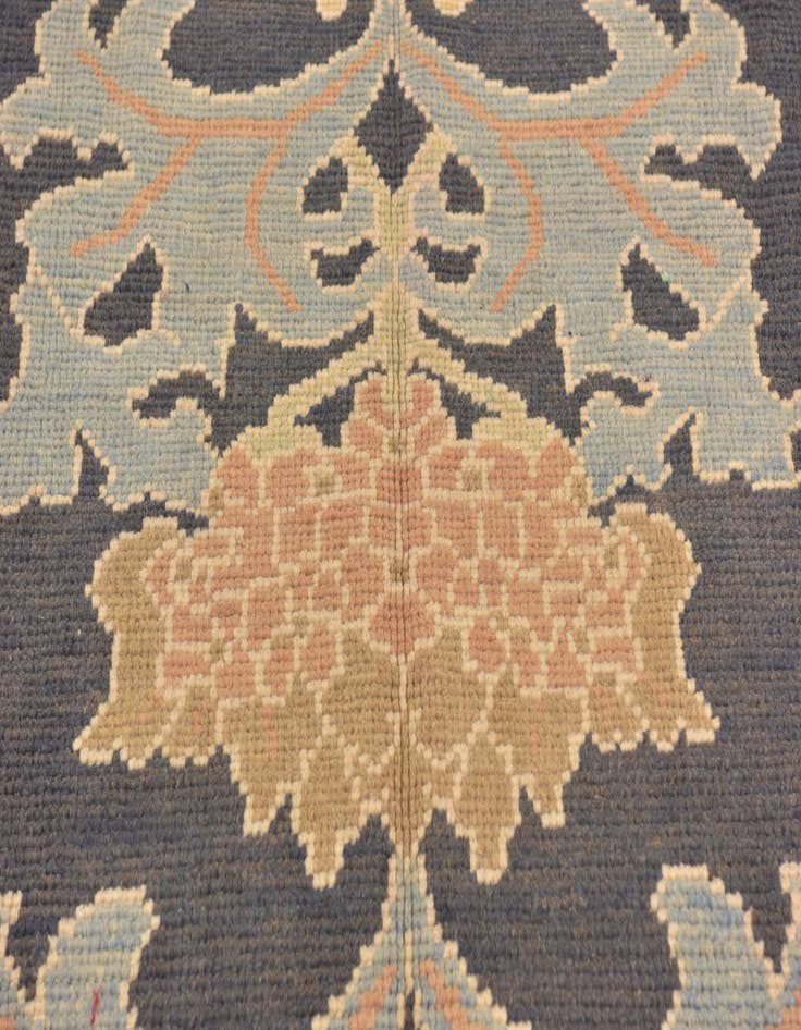 Detail image of 6' 10 x 8' 4  Hand Knotted Oushak Wool Rug