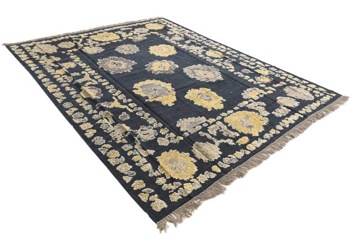 Detail image of 8' x 10' 2 Hand Knotted Oushak Wool Rug