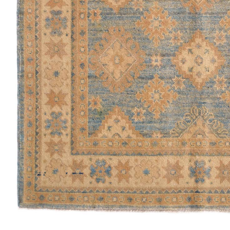 Detail image of 3' 11 x 6' 2 Hand Knotted Oushak Wool Rug