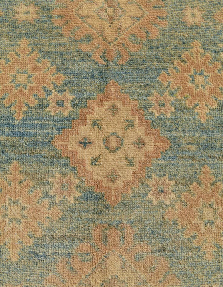 Detail image of 3' 11 x 6' 2 Hand Knotted Oushak Wool Rug