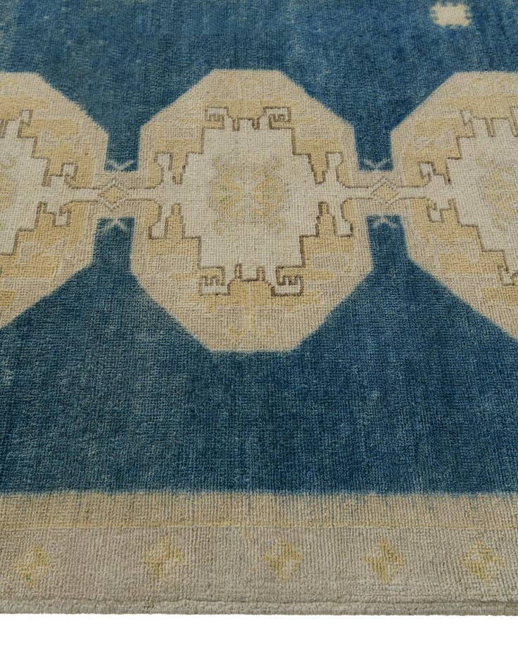 Detail image of 3' 5 x 4' 10  Hand Knotted Oushak Wool Rug