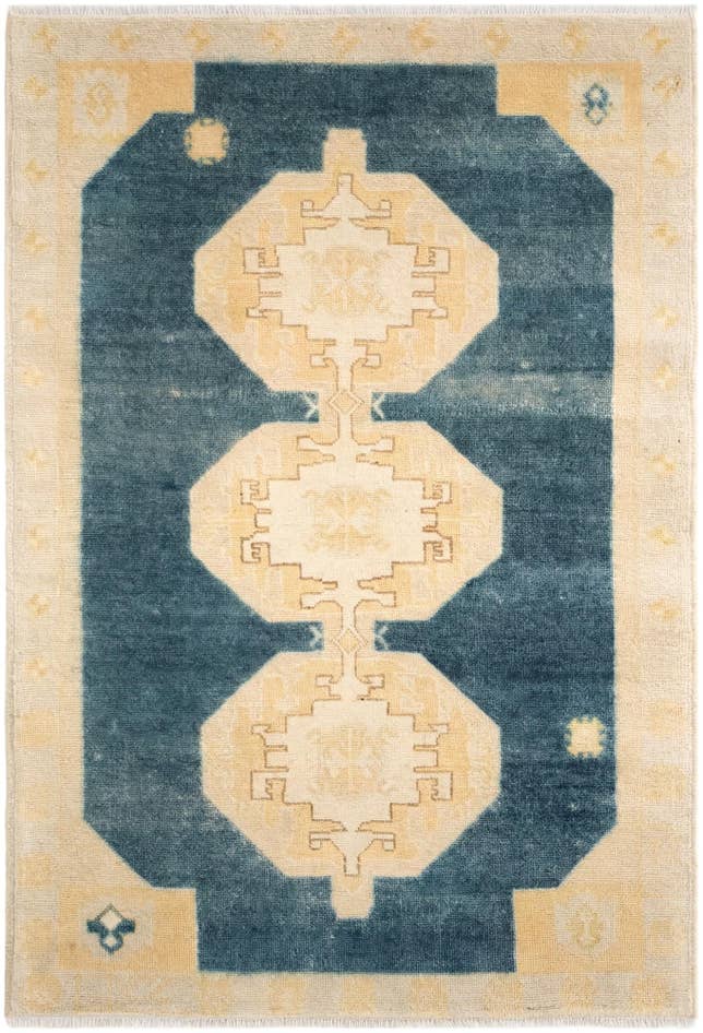 Detail image of 3' 5 x 4' 10 Hand Knotted Oushak Wool Rug