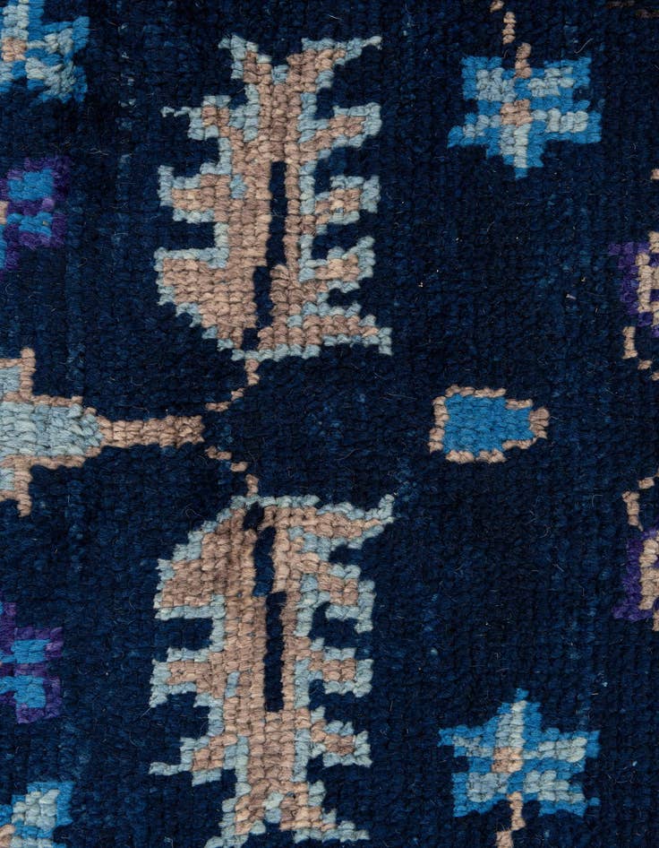 Detail image of 7' 10 x 10'  Hand Knotted Oushak Wool Rug