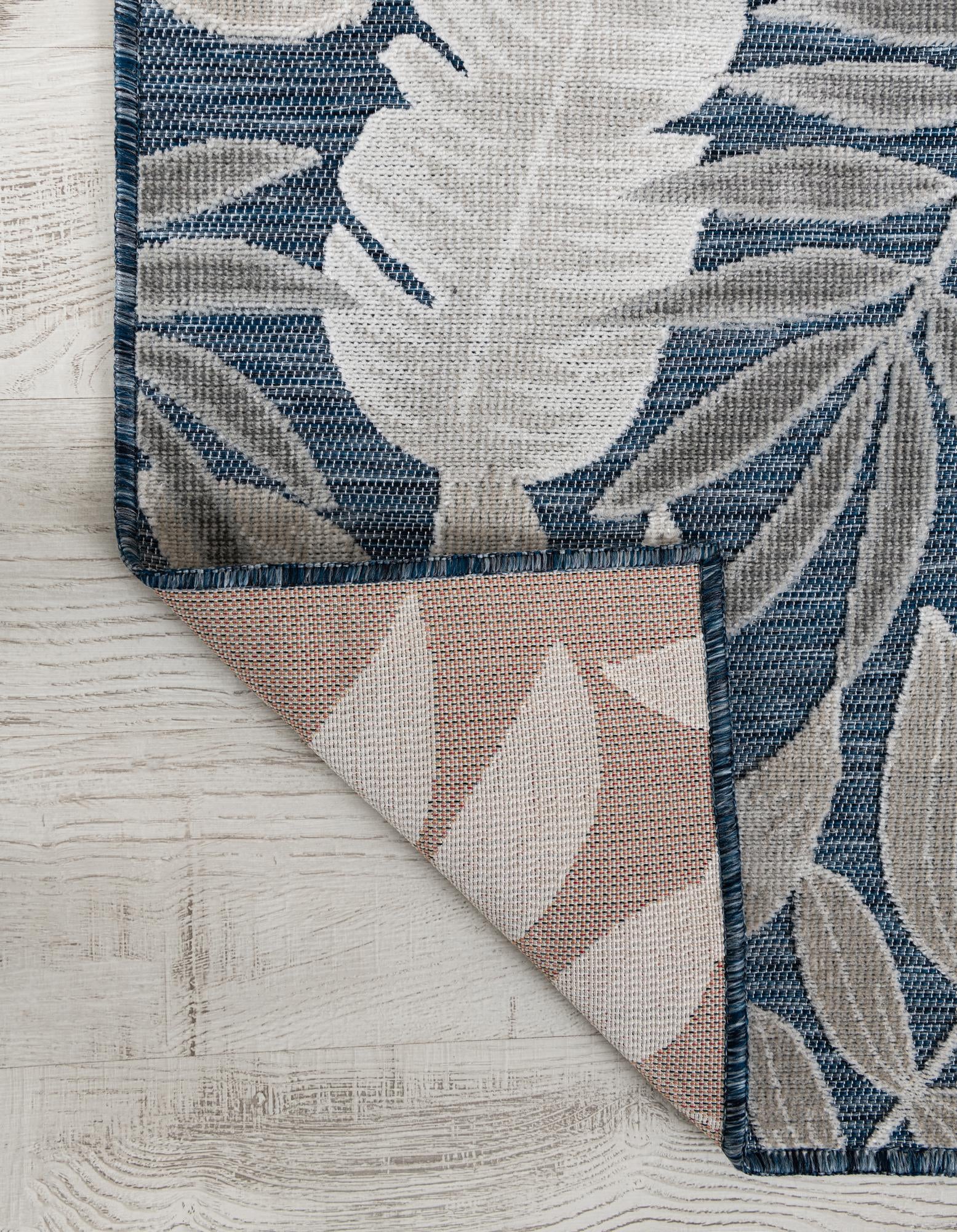 9' 9 x 12' Easy-Clean Botanical Indoor / Outdoor Rug