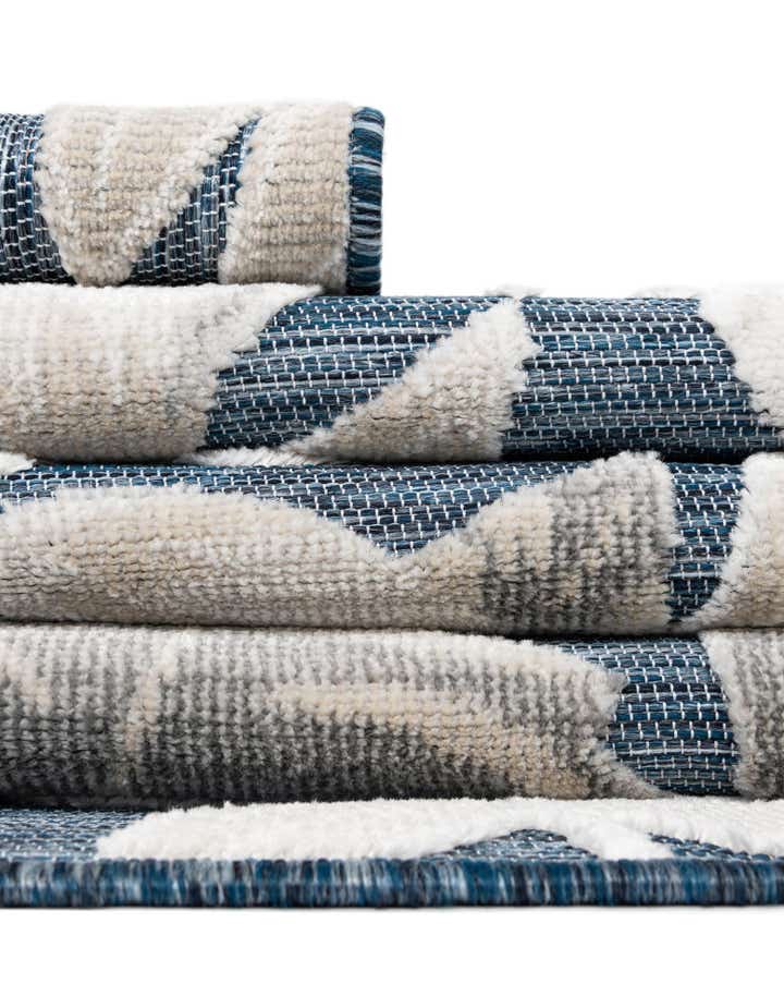 9' 9 x 12' Easy-Clean Botanical Indoor / Outdoor Rug