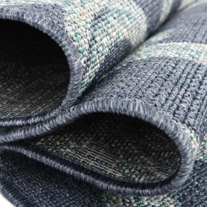 9' x 12' Easy-Clean Coastal Indoor / Outdoor Rug