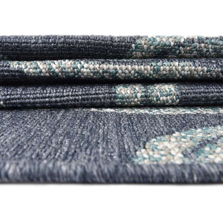 9' x 12' Easy-Clean Coastal Indoor / Outdoor Rug