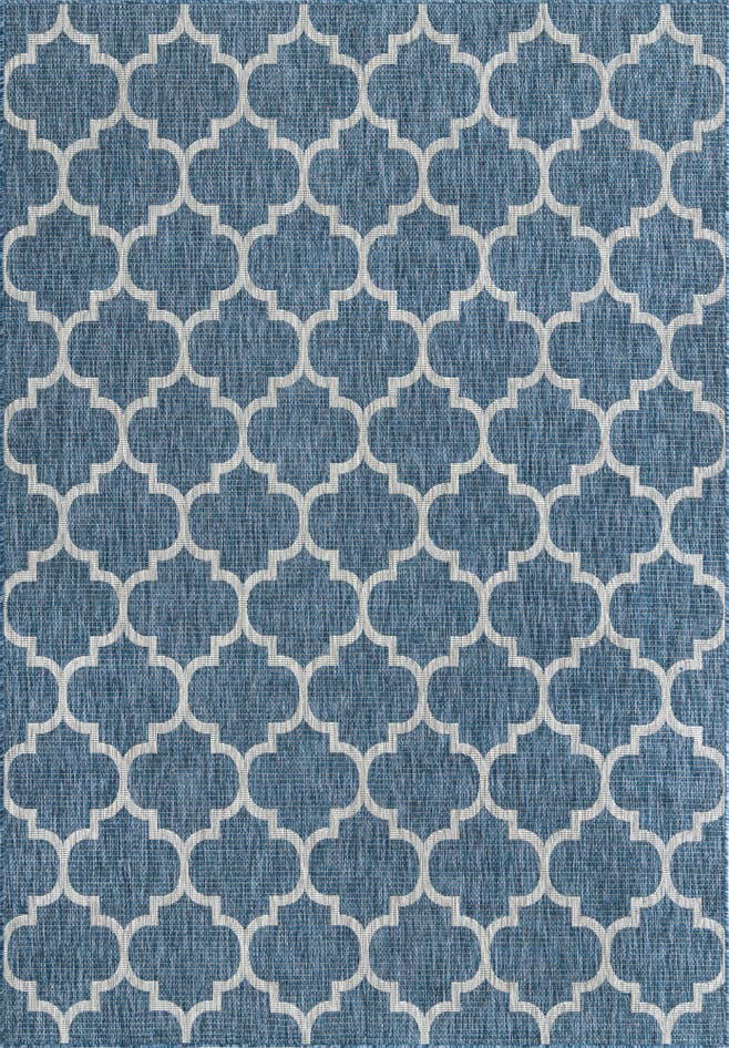 Detail image of 7' 10 x 11' Easy-Clean Lattice Indoor / Outdoor Rug