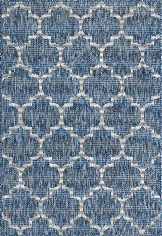 Detail image of 125cm x 185cm Easy-Clean Lattice Indoor / Outdoor Rug