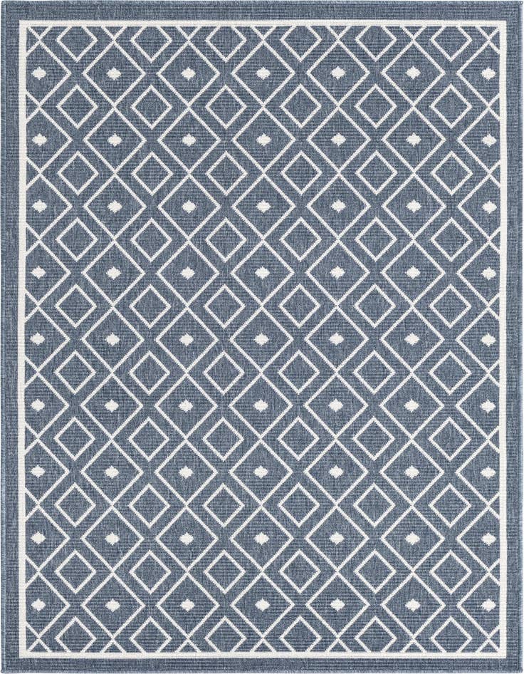 Detail image of 4' x 6' Easy-Clean Lattice Indoor / Outdoor Rug