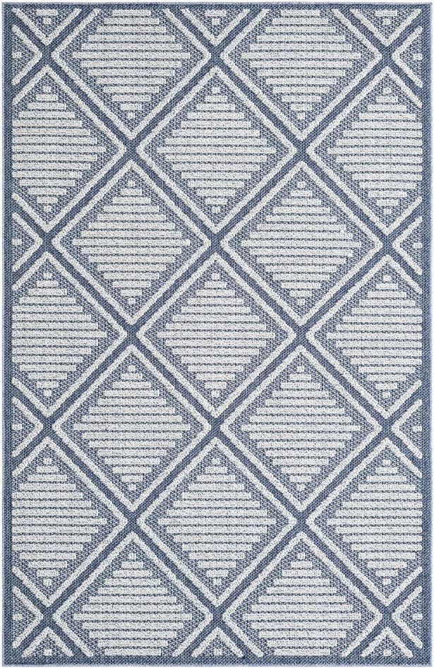 Detail image of 5' 3 x 8' Easy-Clean Lattice Indoor / Outdoor Rug