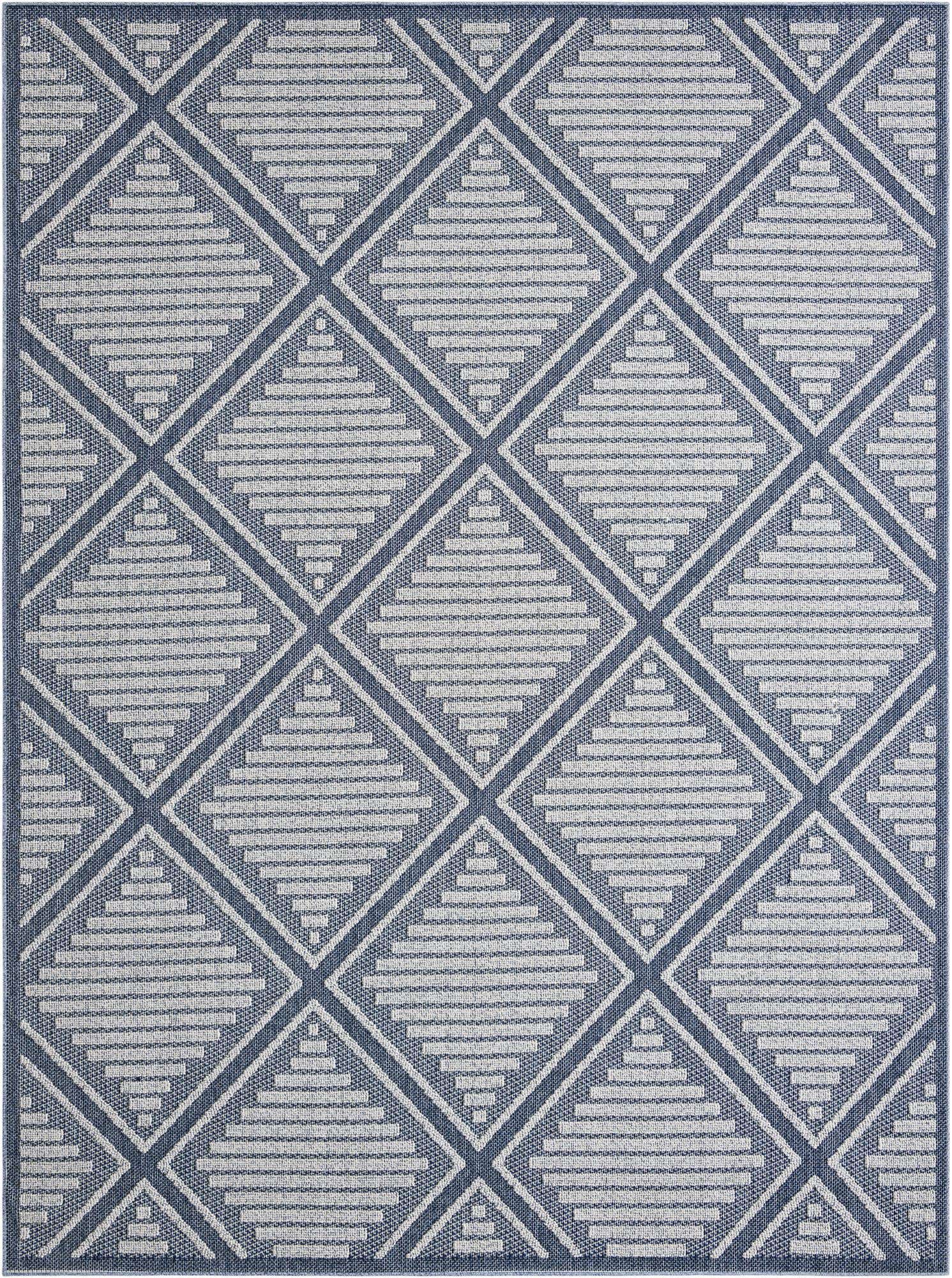 9' x 12' Easy-Clean Lattice Indoor / Outdoor Rug