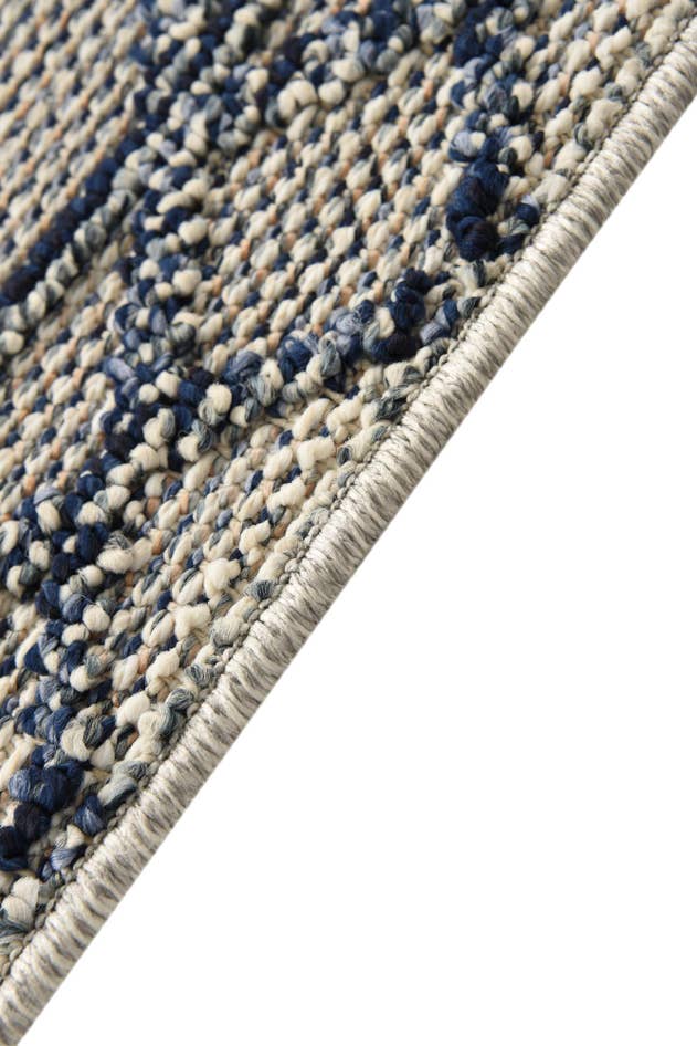 Detail image of 5' 3 x 7' 6 Easy-Clean Modern Indoor / Outdoor Rug
