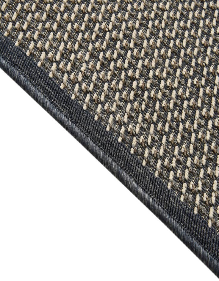Detail image of 5' 3 x 7' 8  Washable Modern Indoor / Outdoor Rug