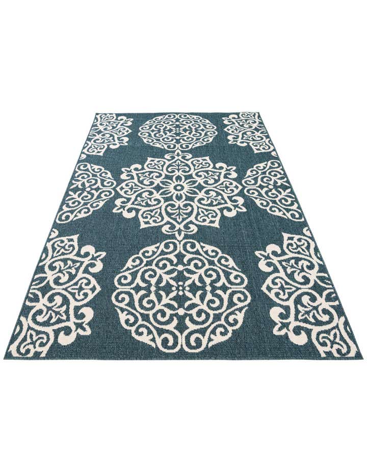 5' 3 x 7' 7 Easy-Clean Modern Indoor / Outdoor Rug