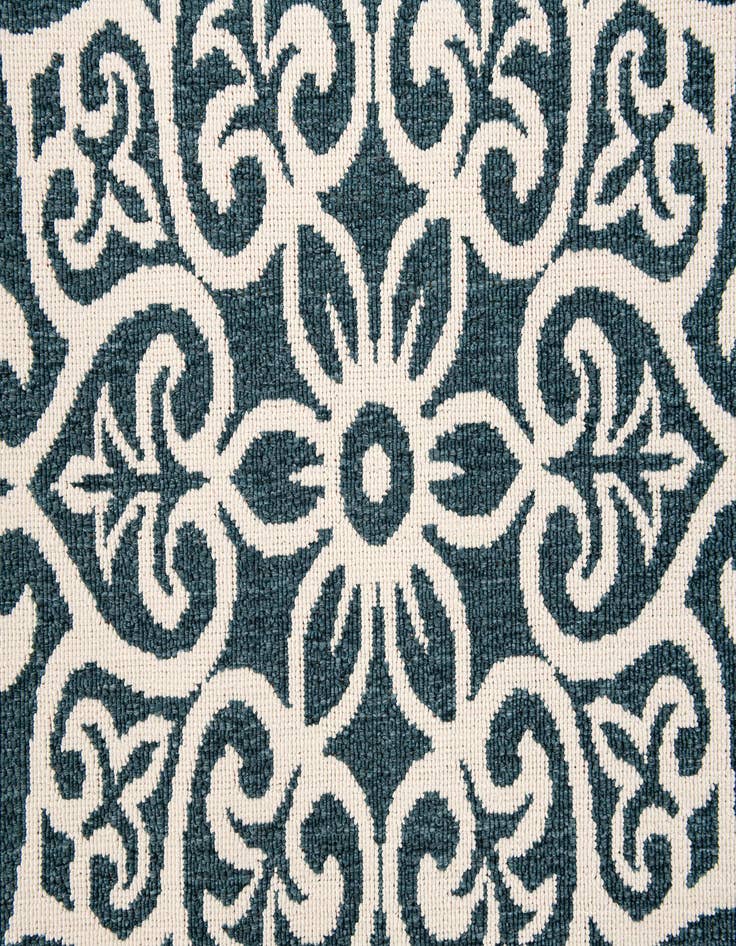Detail image of 5' 3 x 7' 7  Washable Modern Indoor / Outdoor Rug