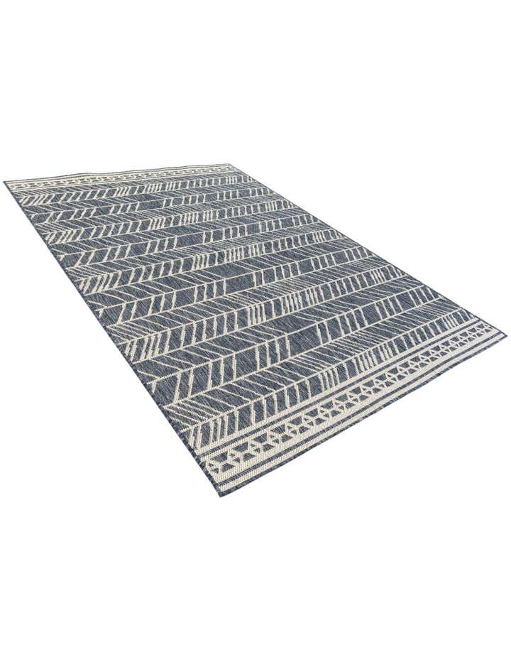 5' 3 x 7' 8 Easy-Clean Modern Indoor / Outdoor Rug
