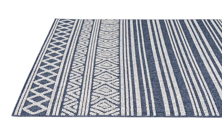 Detail image of 5' 3 x 7' 8 Easy-Clean Modern Indoor / Outdoor Rug