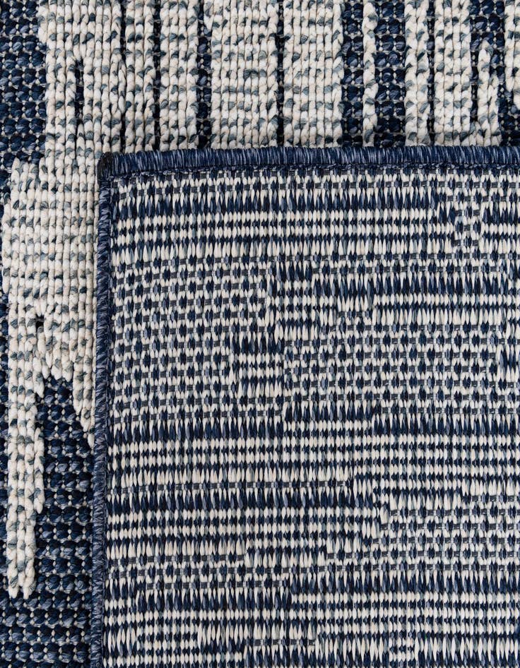 Detail image of 5' 3 x 7' 8  Washable Modern Indoor / Outdoor Rug