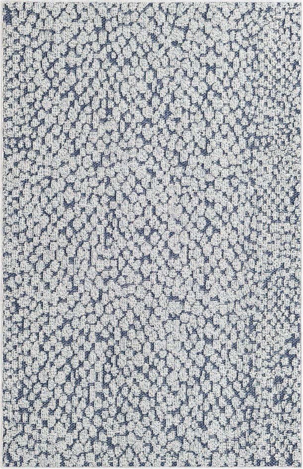 Detail image of 4' 1 x 6' 1 Easy-Clean Safari Indoor / Outdoor Rug