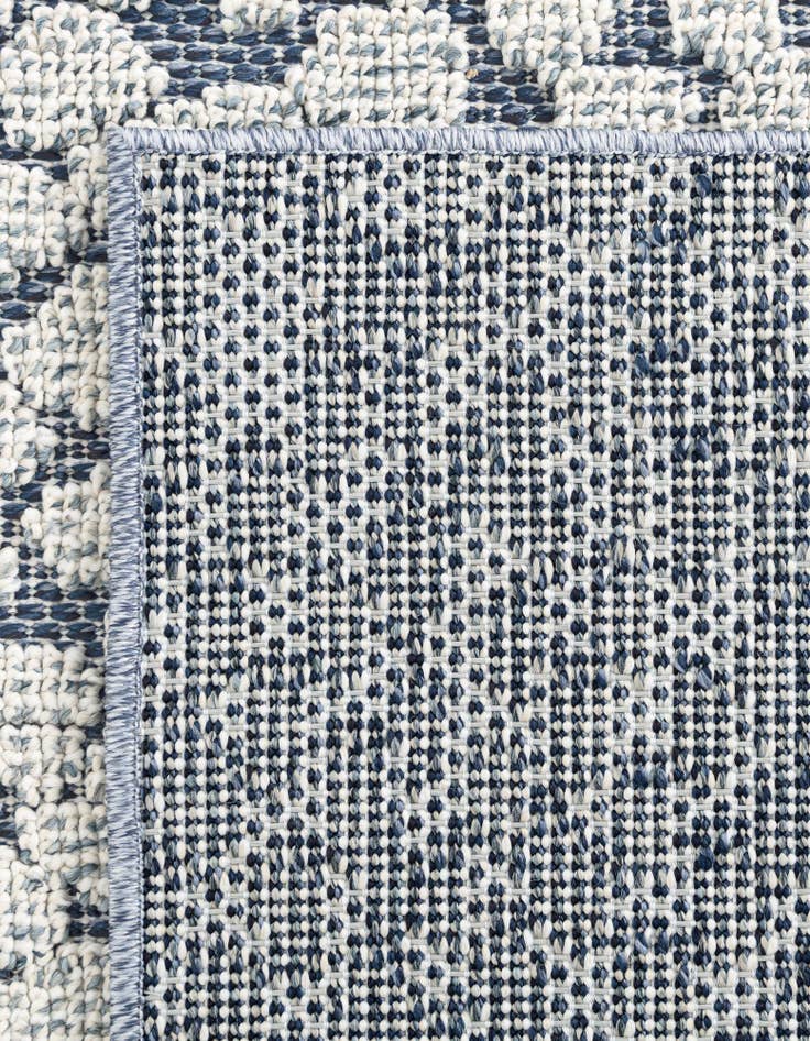 Detail image of 7' 10 x 10' Easy-Clean Safari Indoor / Outdoor Rug