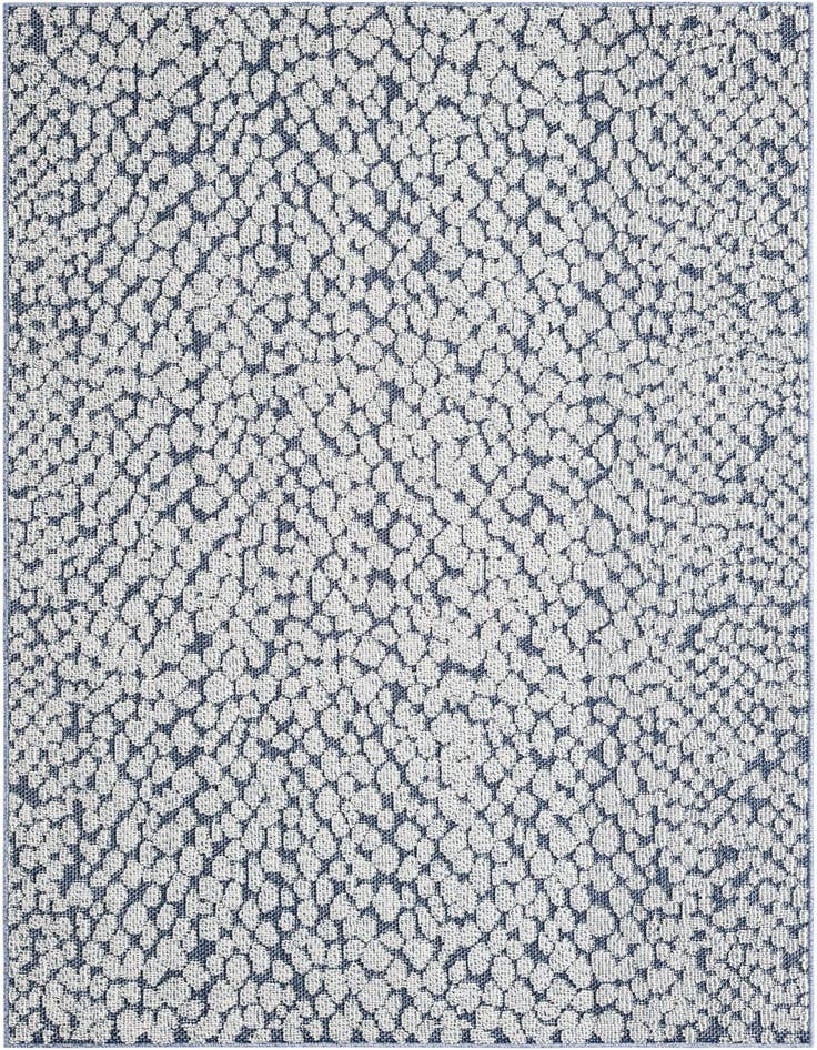 Detail image of 5' 3 x 8' Easy-Clean Safari Indoor / Outdoor Rug