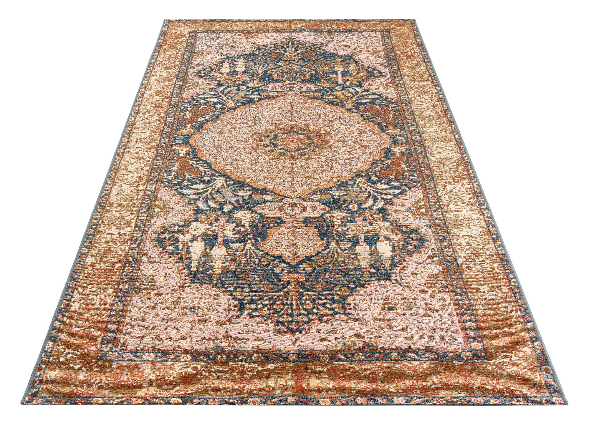 5' 3 x 7' 8 Easy-Clean Traditional Indoor / Outdoor Rug