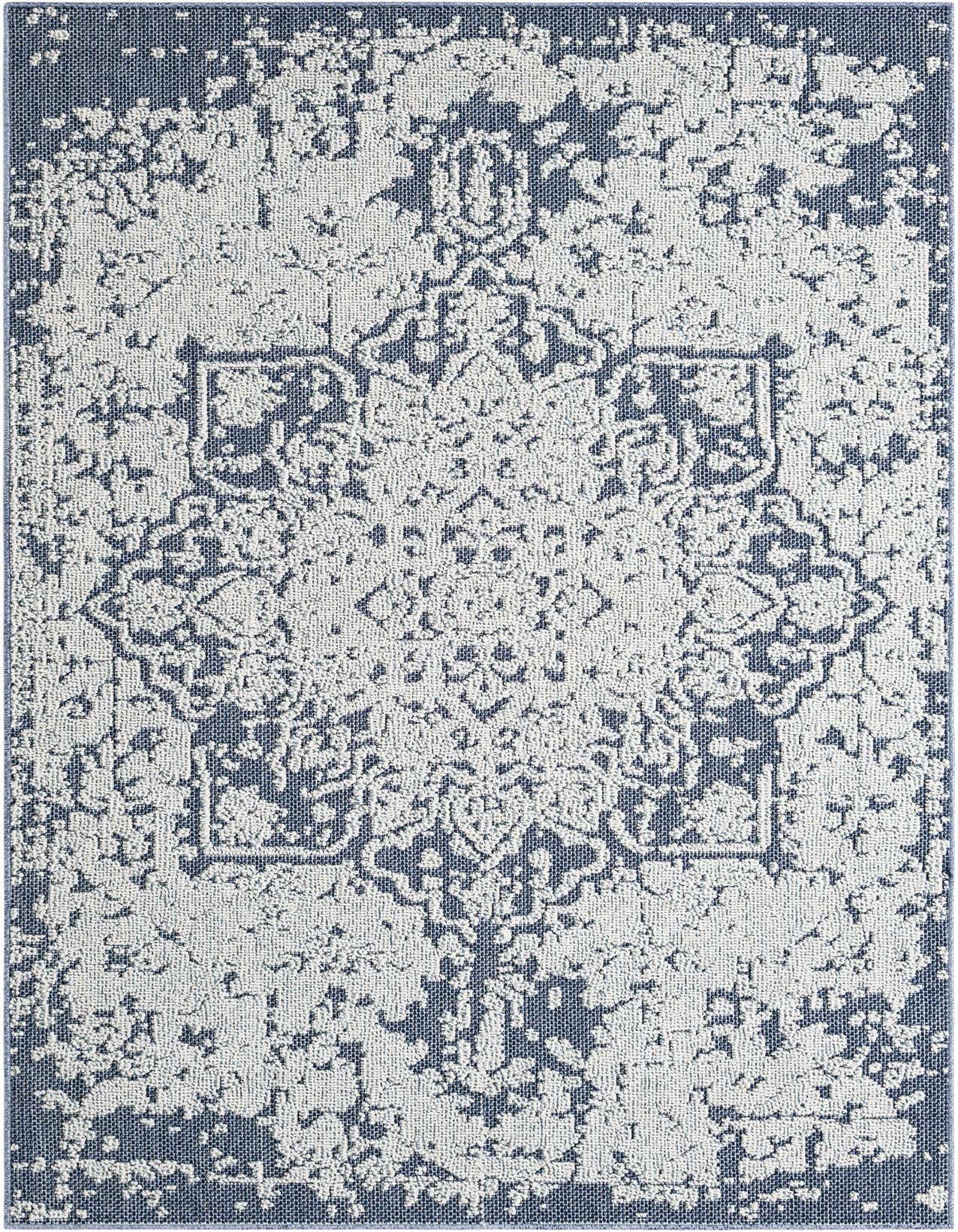 5' 3 x 8' Easy-Clean Traditional Indoor / Outdoor Rug