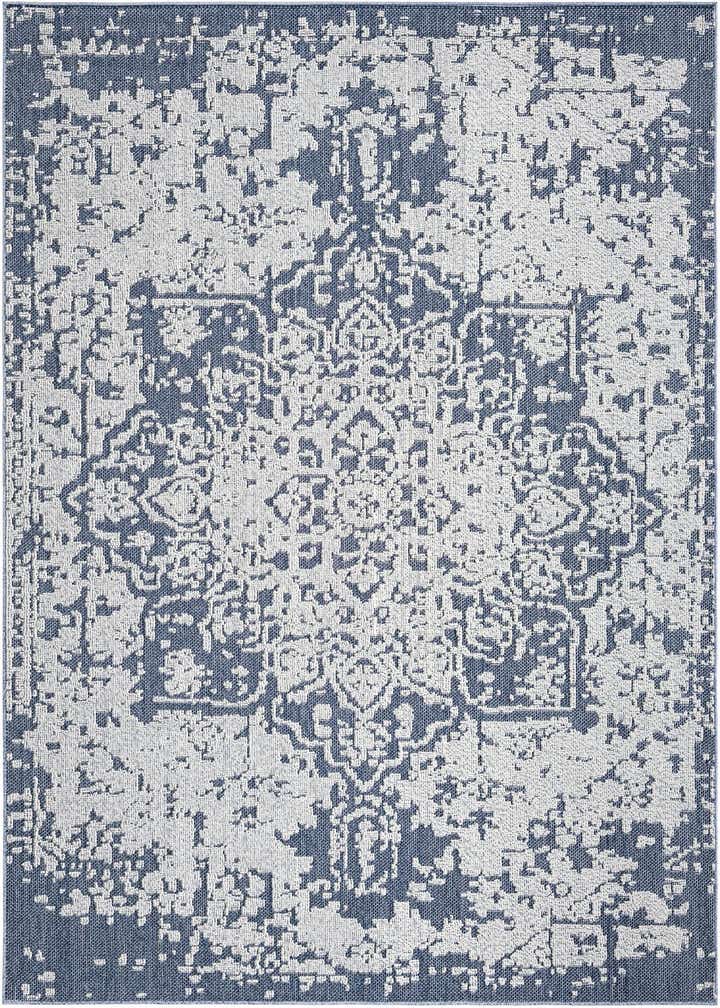 7' 10 x 10' Easy-Clean Traditional Indoor / Outdoor Rug