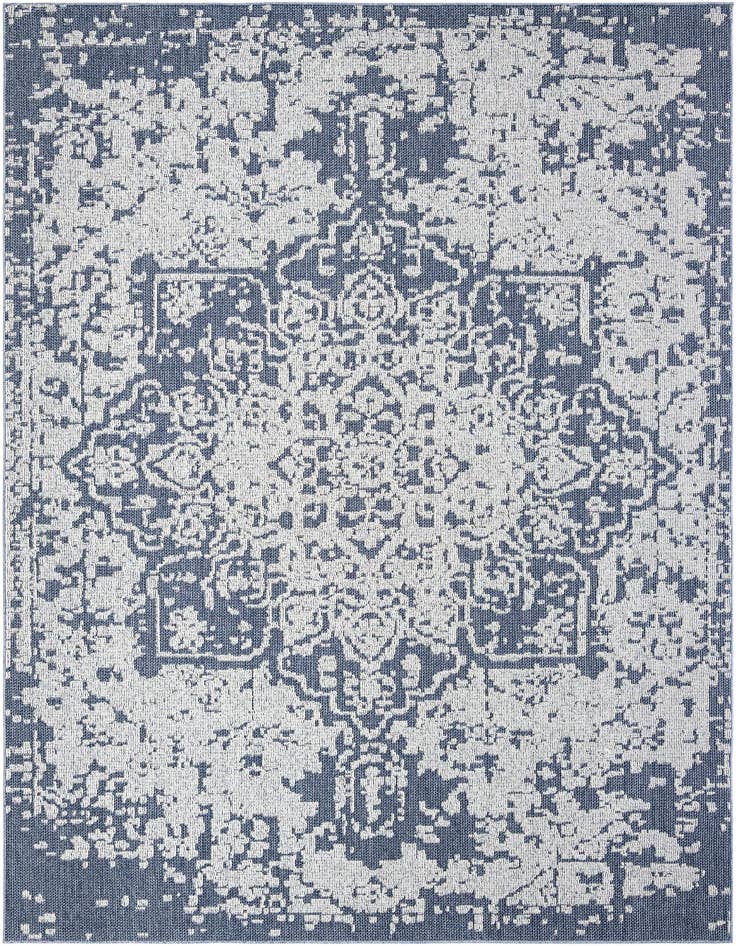 Detail image of 9' x 12' Easy-Clean Traditional Indoor / Outdoor Rug