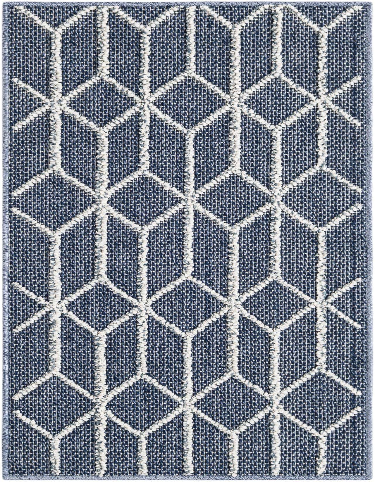 2' x 3' 1 Easy-Clean Trellis Indoor / Outdoor Rug