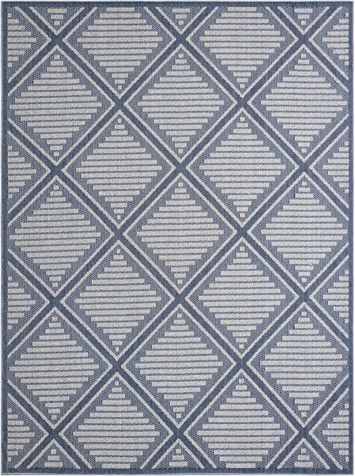 Detail image of 9' x 12' Easy-Clean Trellis Indoor / Outdoor Rug