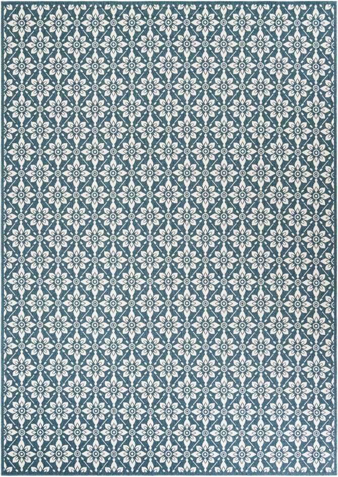 Detail image of 10' x 14' Easy-Clean Trellis Indoor / Outdoor Rug