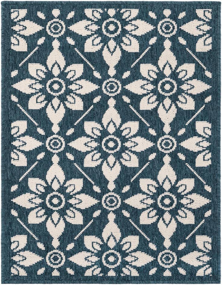 Detail image of 2' x 3' Easy-Clean Trellis Indoor / Outdoor Rug