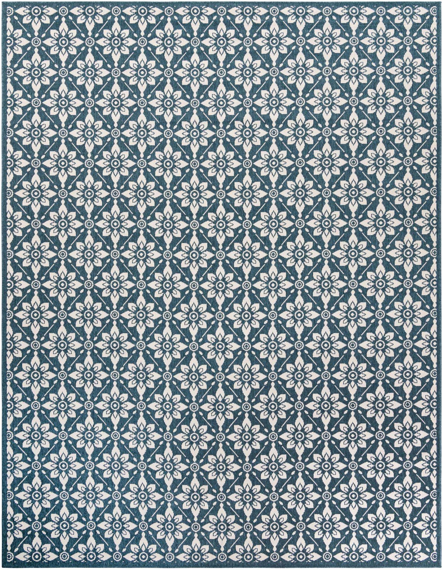 9' x 12' Easy-Clean Trellis Indoor / Outdoor Rug