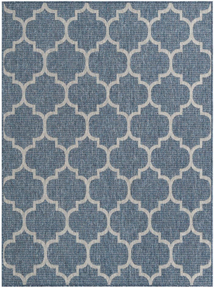 Detail image of 5' 3 x 7' Easy-Clean Trellis Indoor / Outdoor Rug