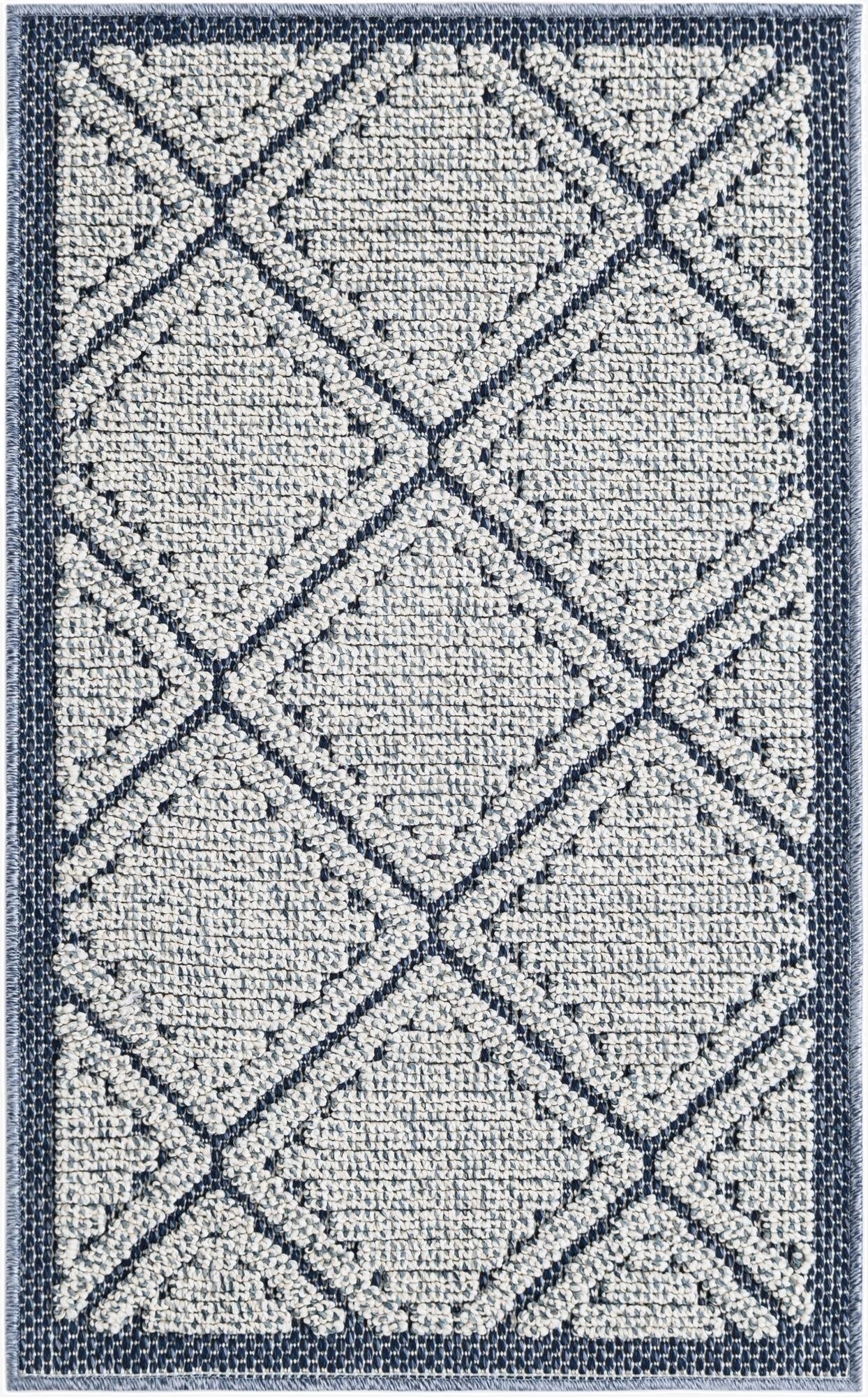 Primary image 2' x 3' 1  Washable Trellis Indoor / Outdoor Rug