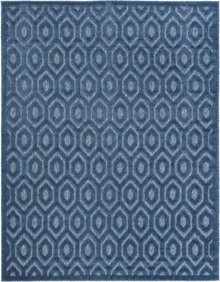 Detail image of 7' 10 x 10' Easy-Clean Trellis Textured Indoor / Outdoor Rug