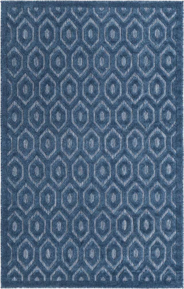5' 3 x 8' Easy-Clean Trellis Textured Indoor / Outdoor Rug