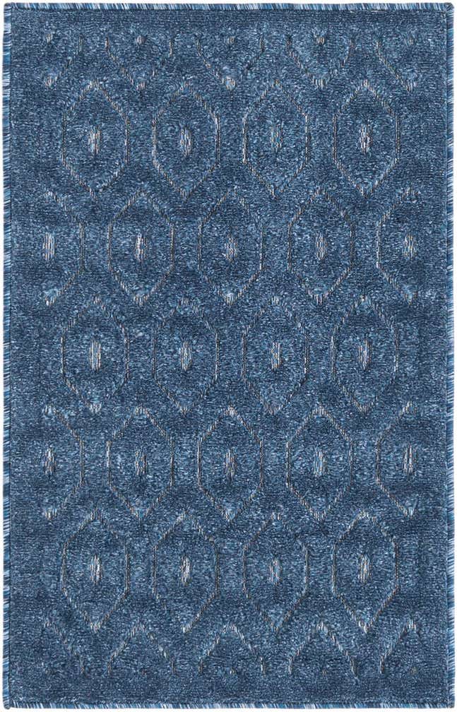 2' x 3' Easy-Clean Trellis Textured Indoor / Outdoor Rug