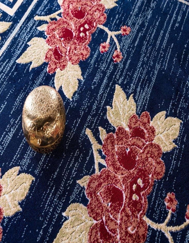 Detail image of 8' x 10' Pao Tou Rug