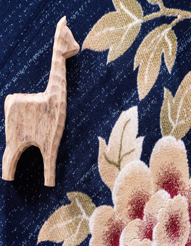 Detail image of 8' x 10' Pao Tou Rug