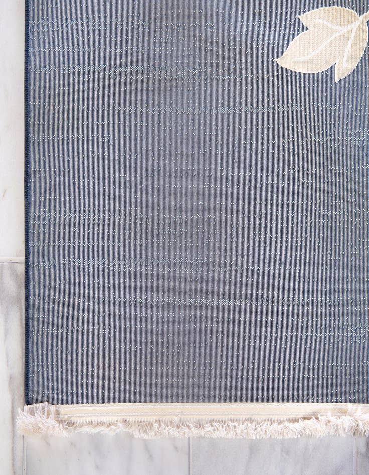 Detail image of 8' x 10' Pao Tou Rug